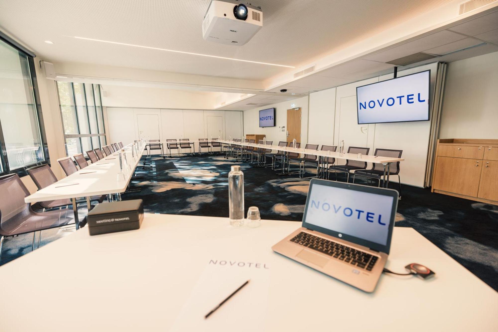 Novotel Le Havre Centre Gare Exterior foto